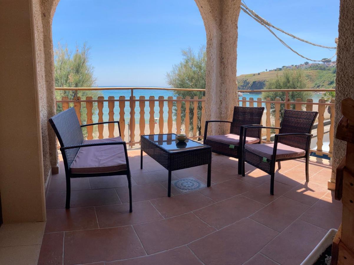 Noemi Holiday House Agnone Bagni Kültér fotó