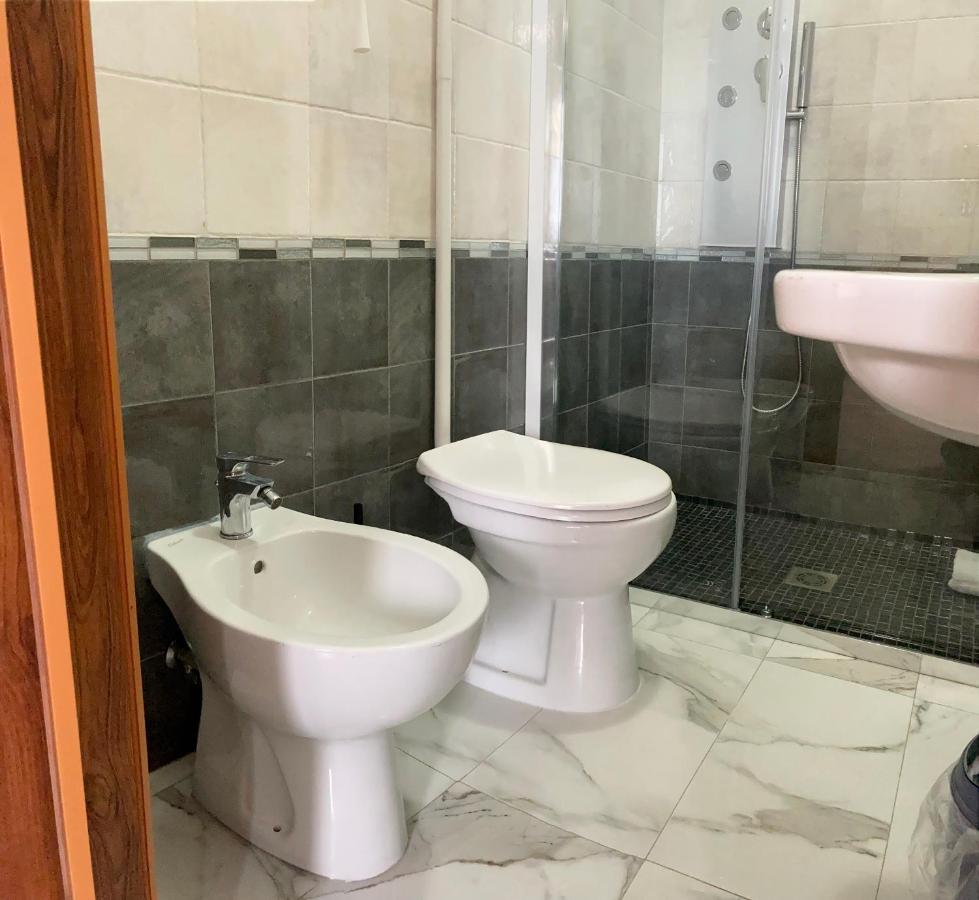 Noemi Holiday House Agnone Bagni Kültér fotó